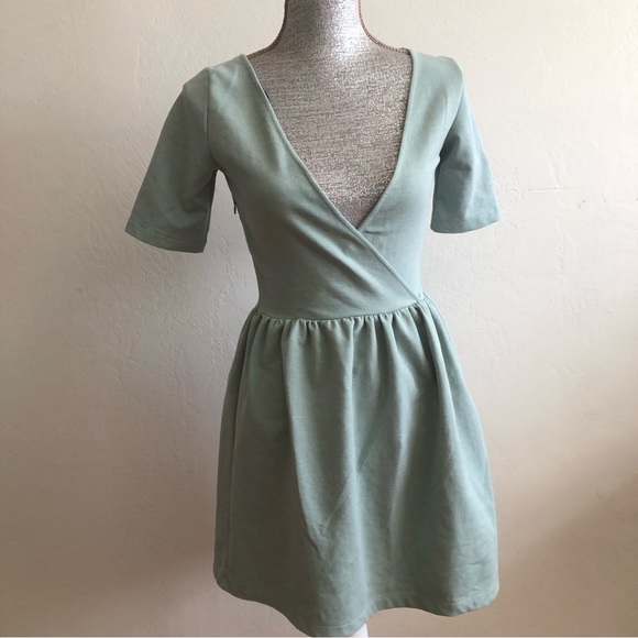 Zara women beautiful dress - Picture 2 of 7